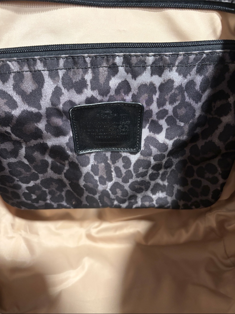 Coach weekender bag euc - Picture 2 of 3